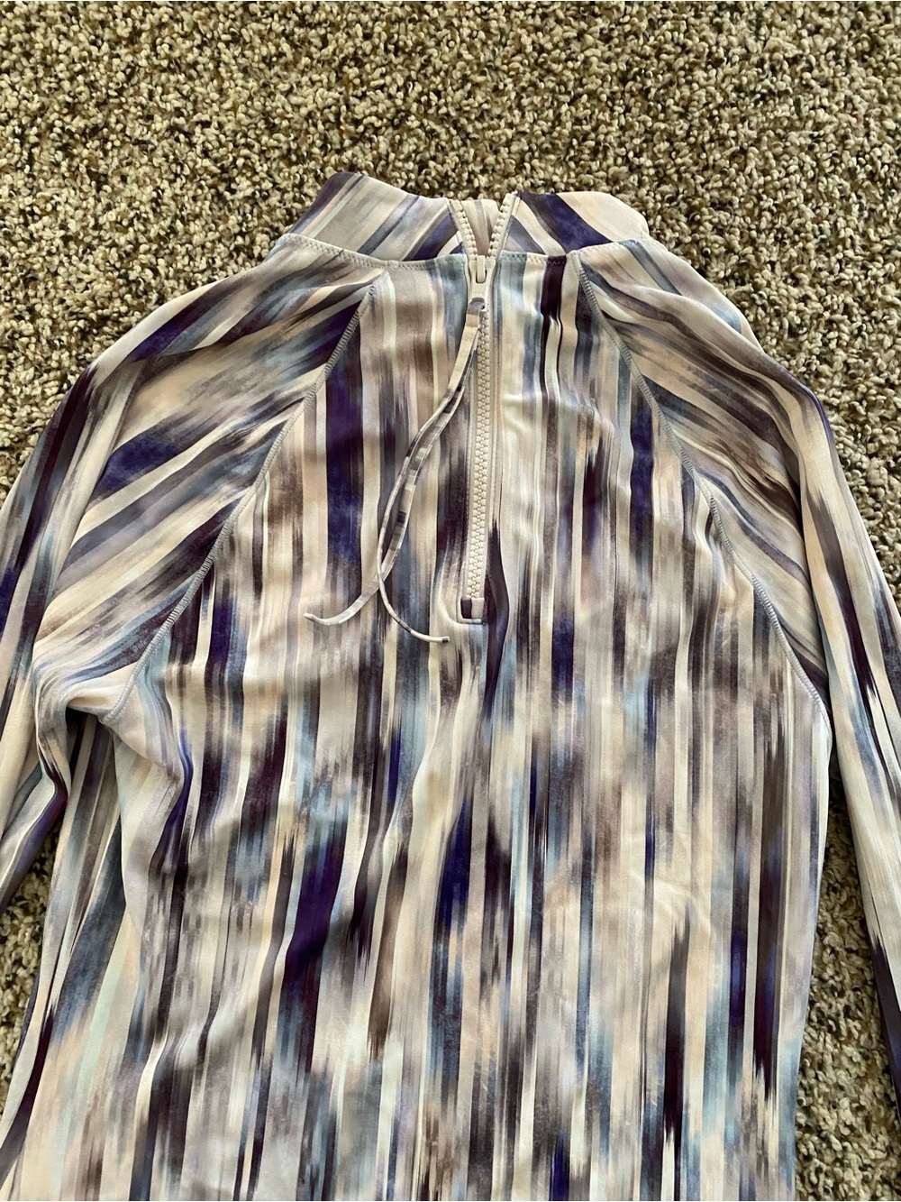 Athleta Multicolored North Point Rashguard In Grey Abstract - Picture 11 of 13